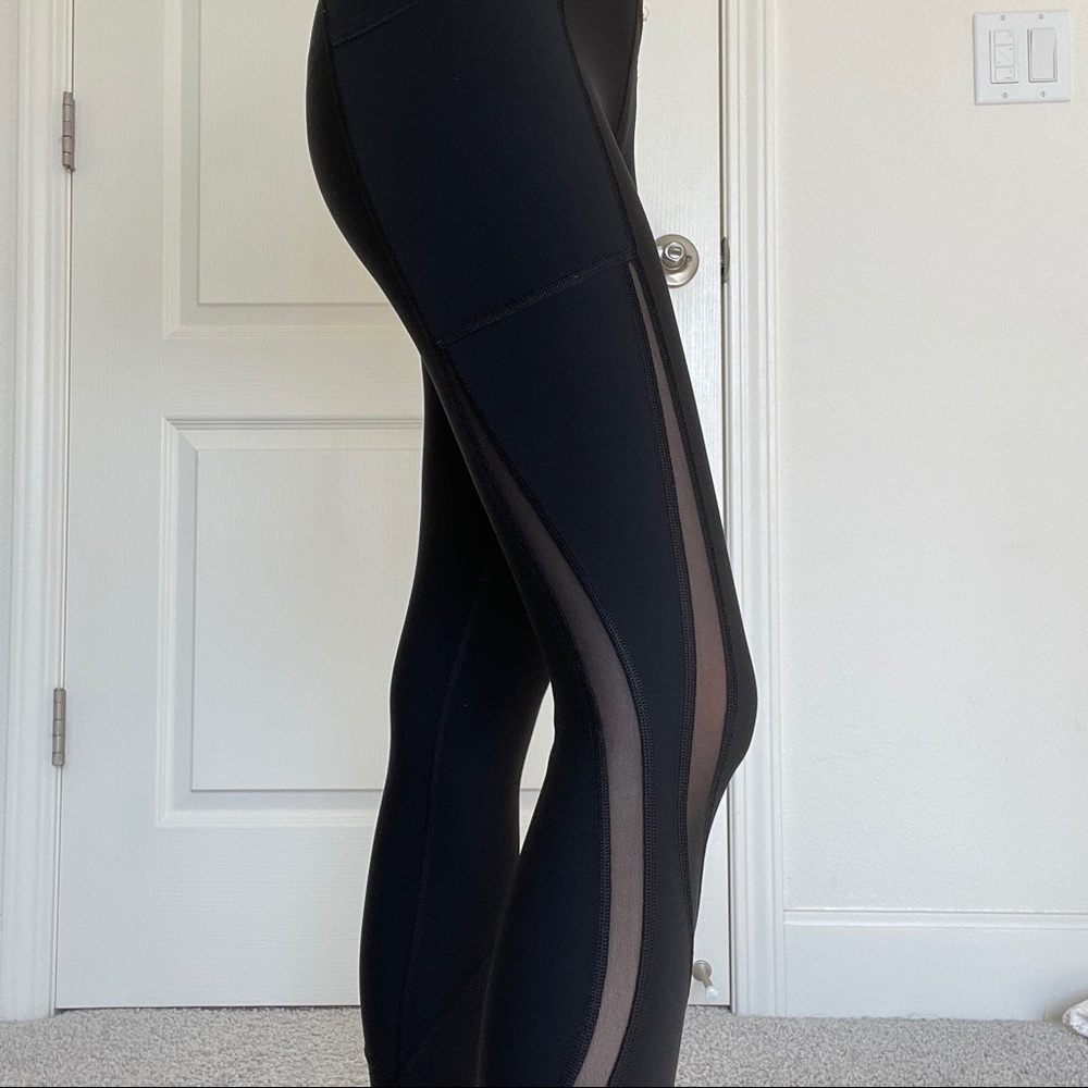 Victoria’s Secret legging mesh in black